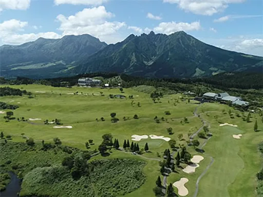 阿蘇スカイブルーゴルフリゾート（旧：阿蘇高森ゴルフ倶楽部）