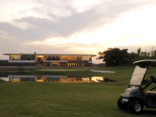 ブリストルヒル　ゴルフクラブ