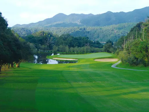 山口レインボーヒルズ豊田湖ゴルフクラブ